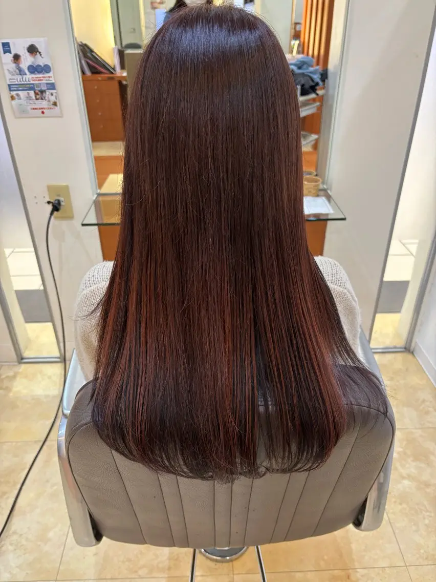 ロング カラー カット ヘアカラー 亀山 来未のヘアスタイル