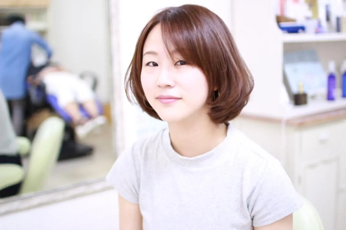 ショート カラー 大通り1番出口1分 髪質改善ヴィソップのヘアスタイル