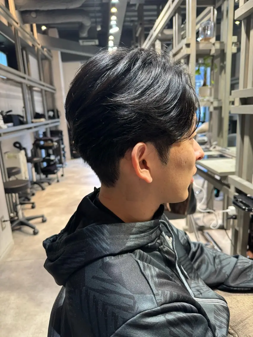 ショート パーマ メンズ カルマパーマ メンズパーマ 似合う髪型が 分からない方へのヘアスタイル