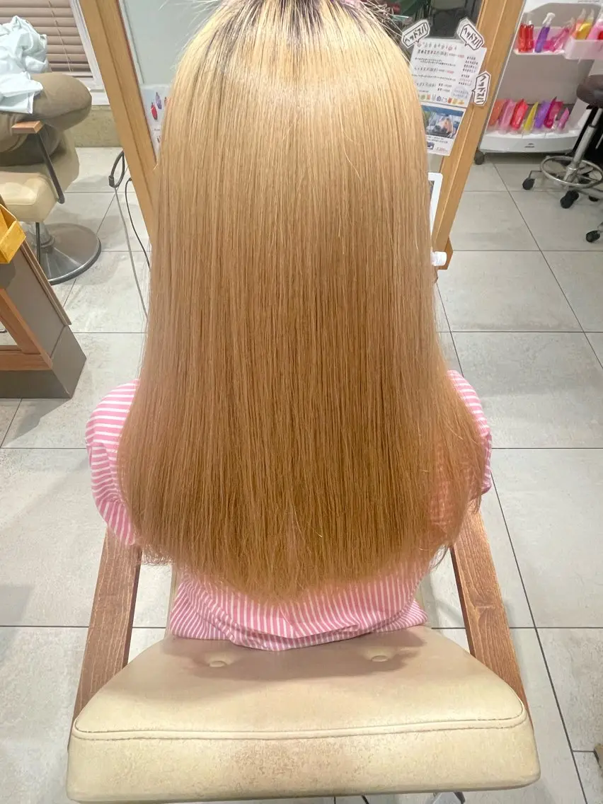 ロング 髪質改善 トリートメント 足立 初葉のヘアスタイル