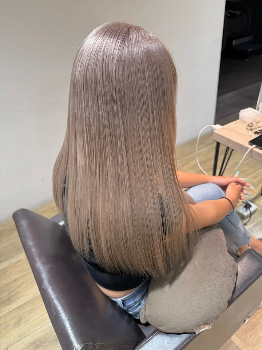 ロング ヘアカラー 川畑 心子のヘアスタイル