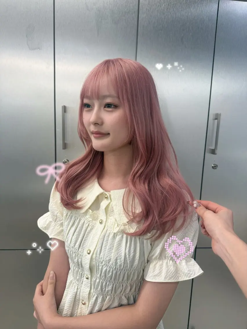 セミロング カラー ベージュカラー ピンクカラー ピンクベージュ ヘアカラー トリートメント 梅田/似合 わせ艶ハイトーン💘のヘアスタイル