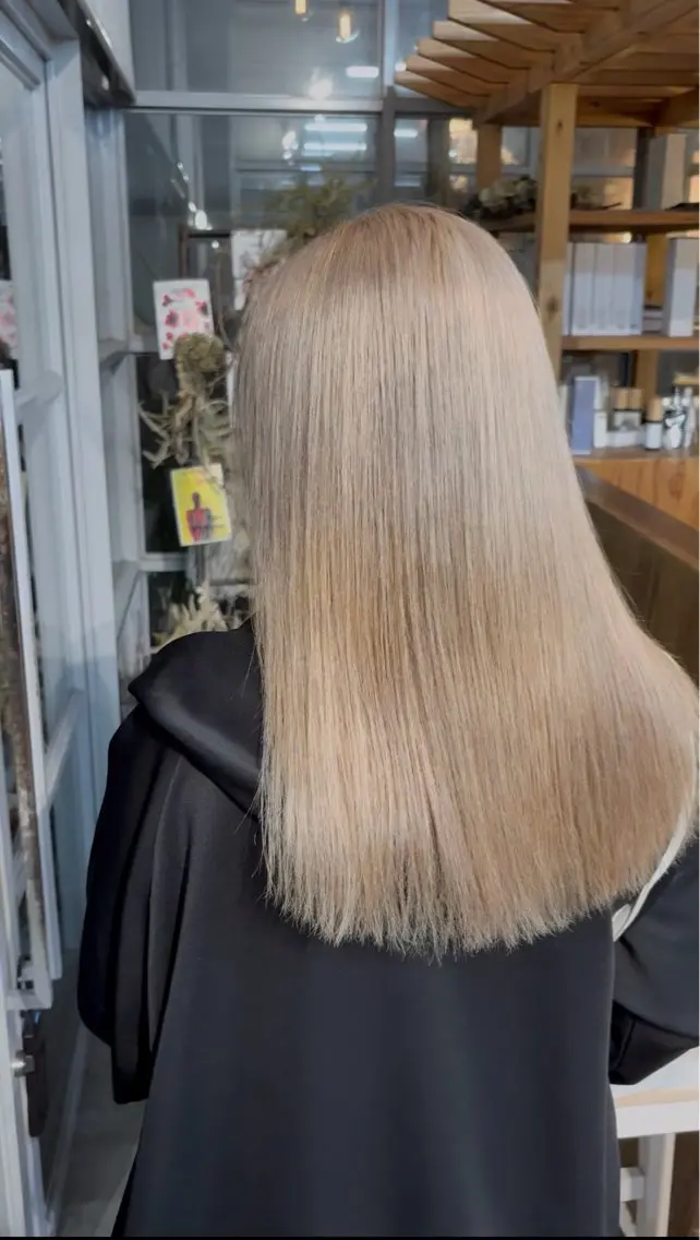 セミロング カット ヘアカラー トリートメント SONO 【一宮】のヘアスタイル