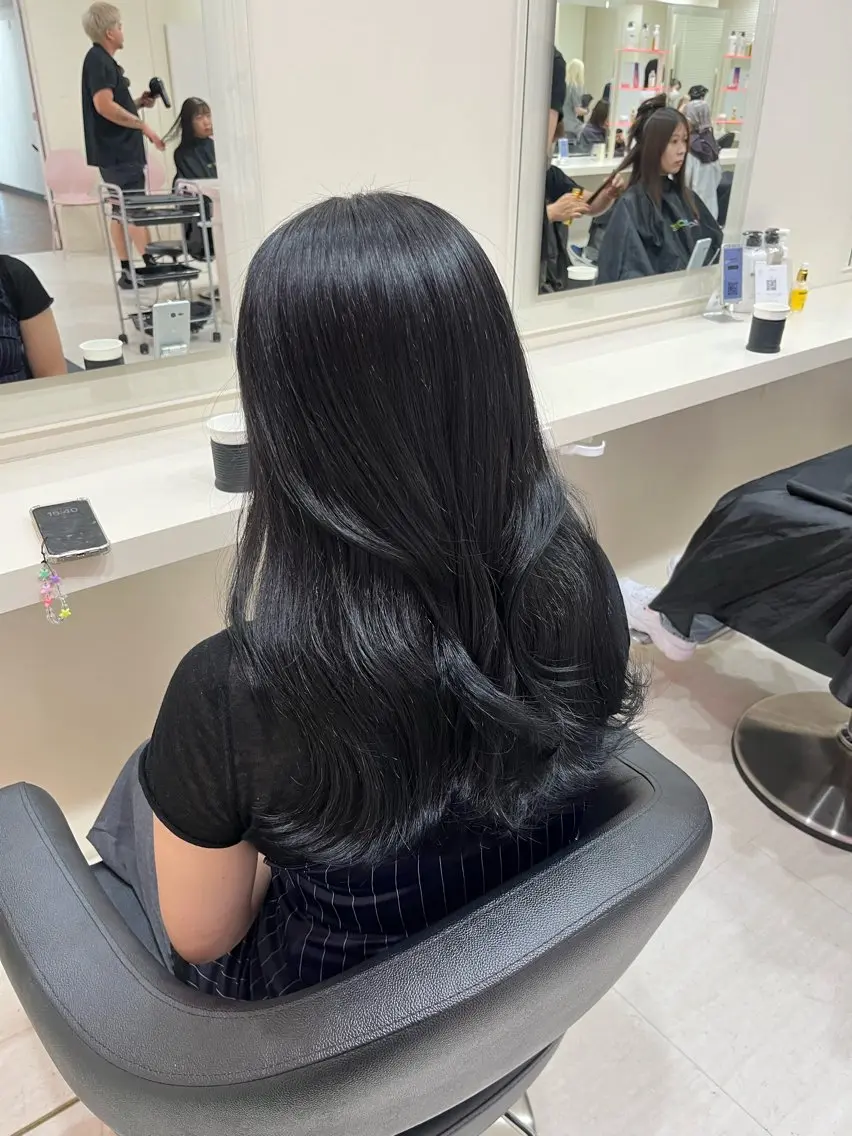 セミロング カラー ヘアカラー 💟RINNA 艶カラー💟のヘアスタイル