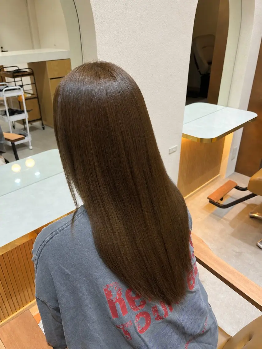 カラー ベージュカラー 吉元 結衣佳のヘアスタイル
