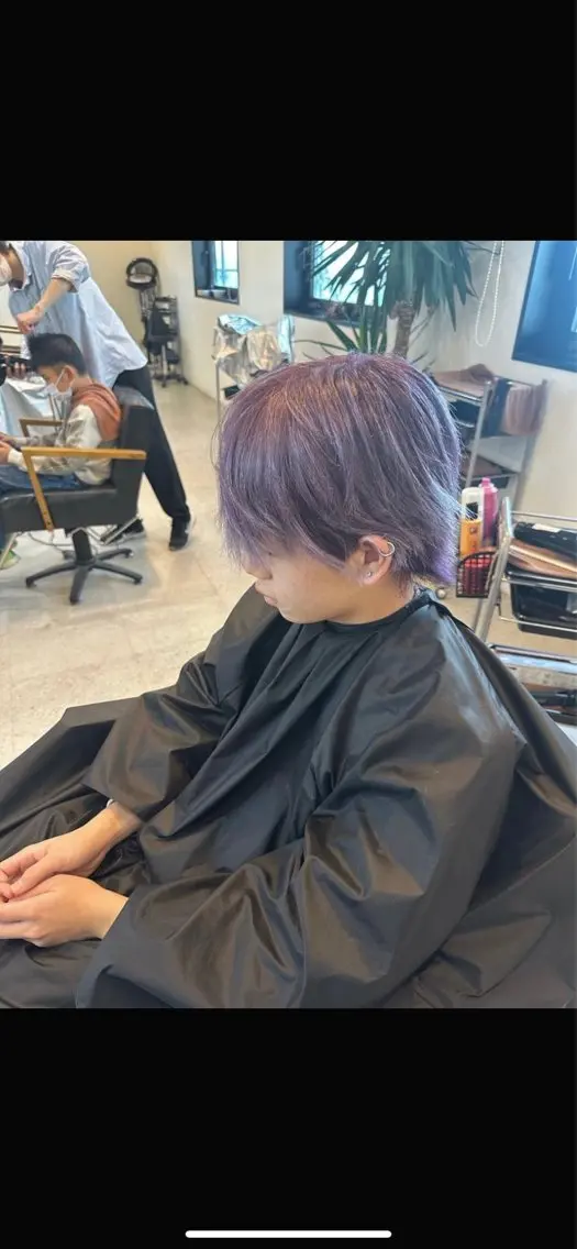 カラー メンズ Agu peachのヘアスタイル