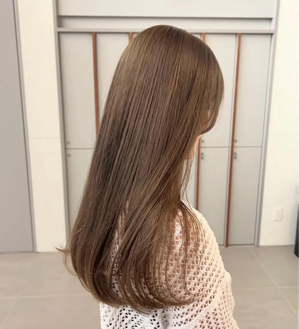 カラー ベージュカラー ヘアカラー トリートメント カラーモデル 🍬Sena🐩のヘアスタイル