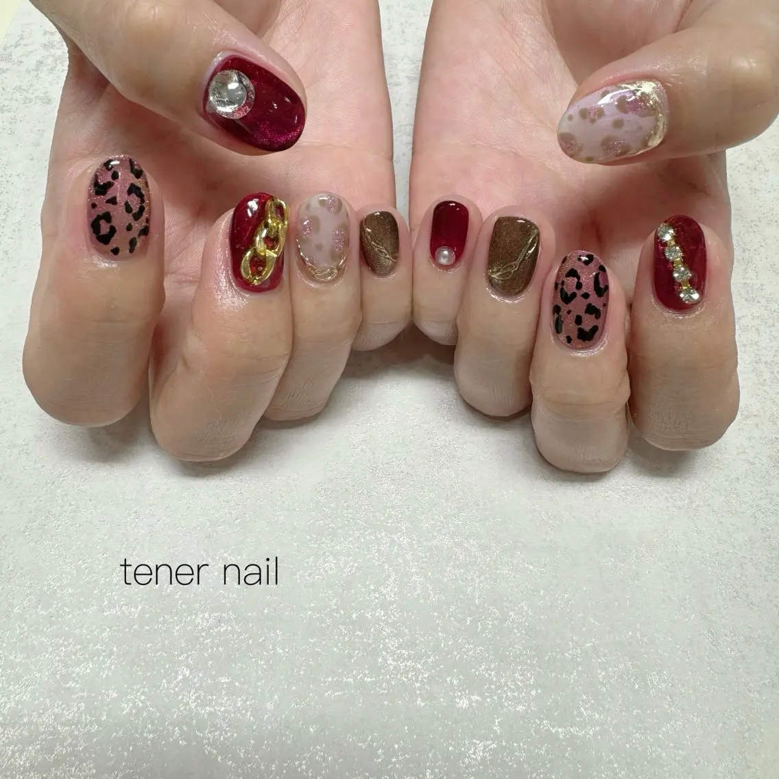 ネイル アニマル柄 ボルドー ハンドネイル テネルネイル tener nailのネイルデザイン
