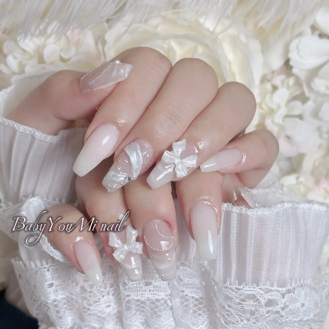 ネイル オーロラネイル チークネイル 成人式 フットネイル フレンチネイル ハンドネイル BabyYouMi nailのネイルデザイン