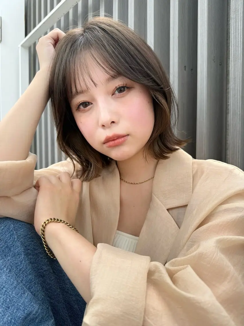 ミディアム カラー 透明感カラー 顔周りカット 縮毛矯正 カット ヘアカラー 縮毛矯正 トリートメント 透明感カラー│ レイヤーヘア中居美樹のヘアスタイル