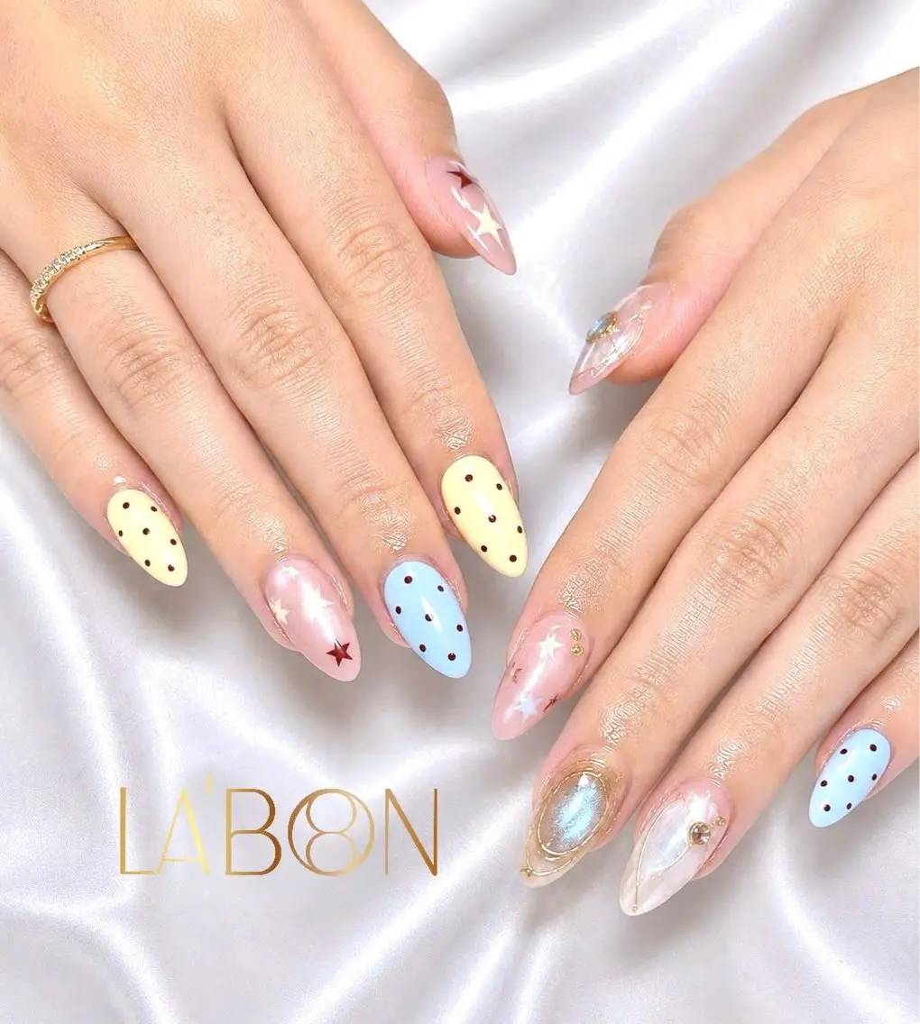 ネイル Hana✴︎ Labon Artのネイルデザイン