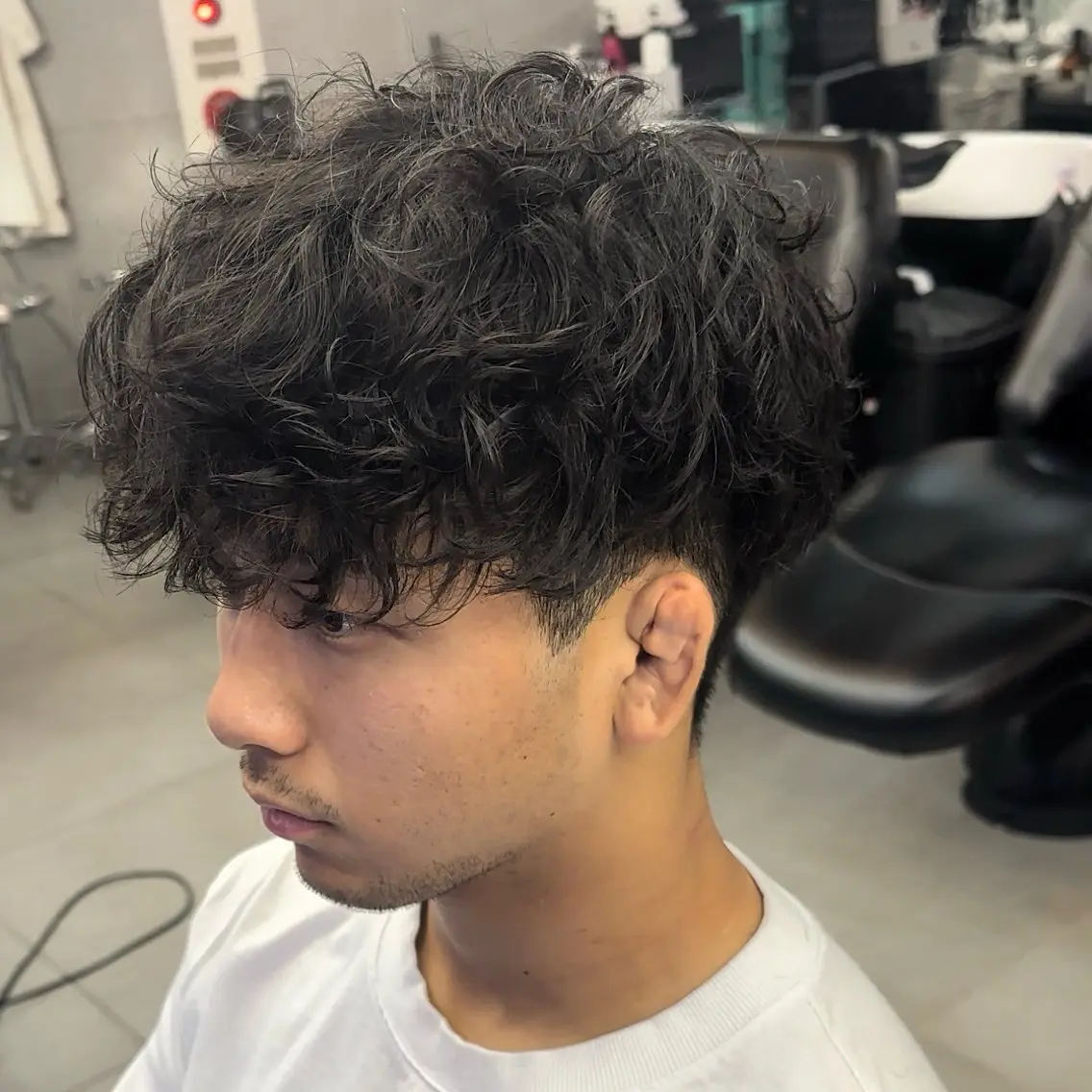パーマ メンズ メンズパーマ プードルパーマ プードルパーマ カット パーマ ヘアセット メンズパーマの達人 KAITOのヘアスタイル