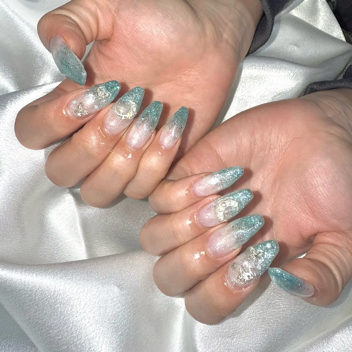 ネイル ブルー グラデーション ハンドネイル ★Rinail... .のネイルデザイン