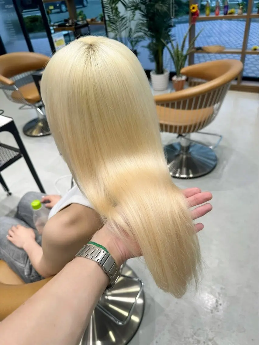 カラー ミスズ🫧/ ブロンドハイトーンのヘアスタイル