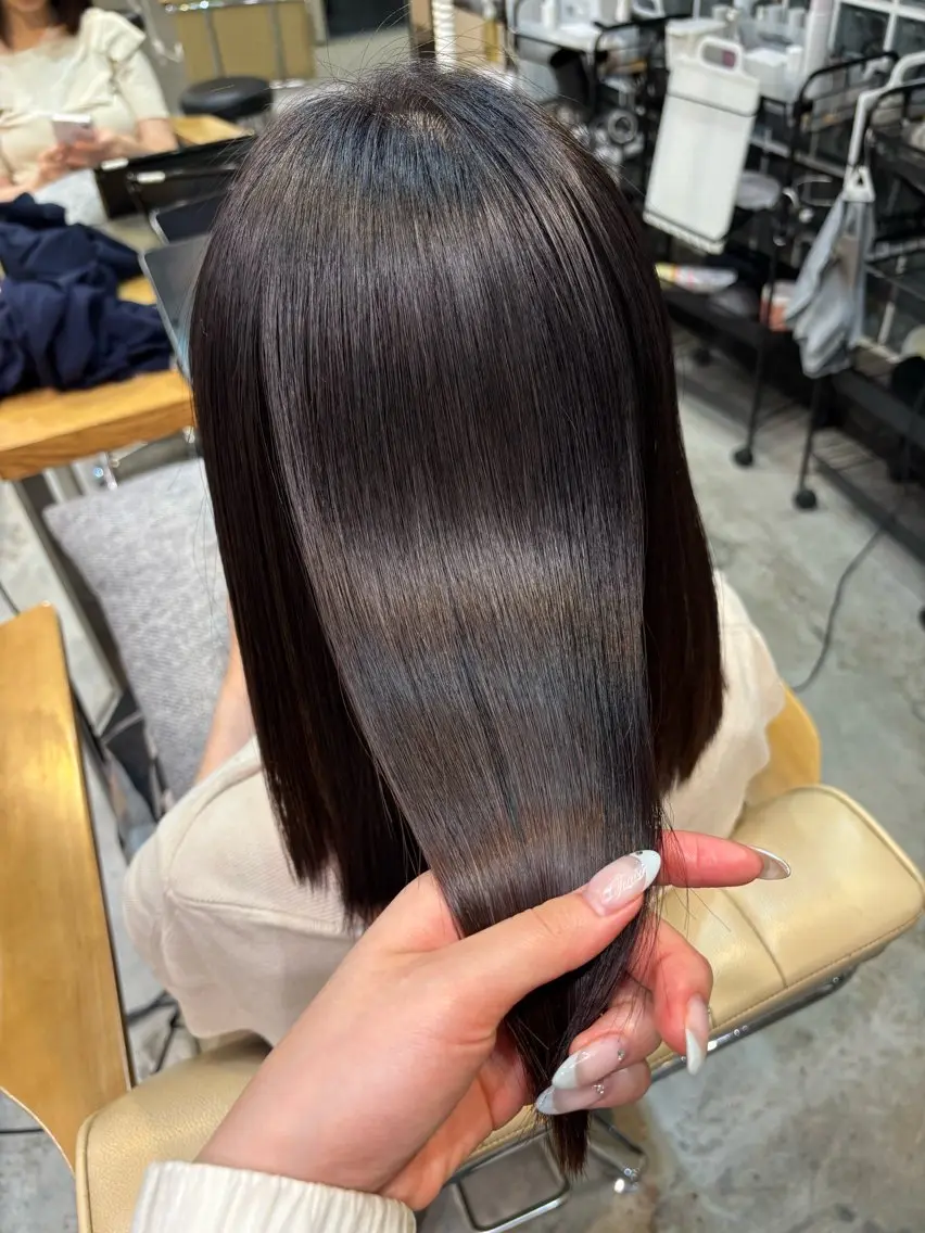 ミディアム 髪質改善 トリートメント トリートメント Mo eのヘアスタイル