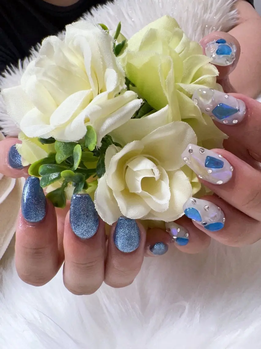 ネイル ストーンネイル coco nailのネイルデザイン