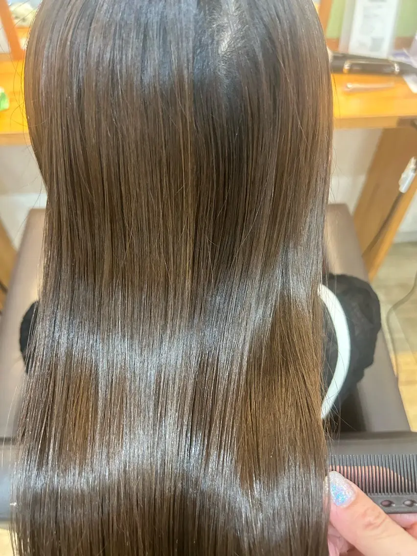 セミロング 髪質改善 トリートメント 東 麻祐子のヘアスタイル