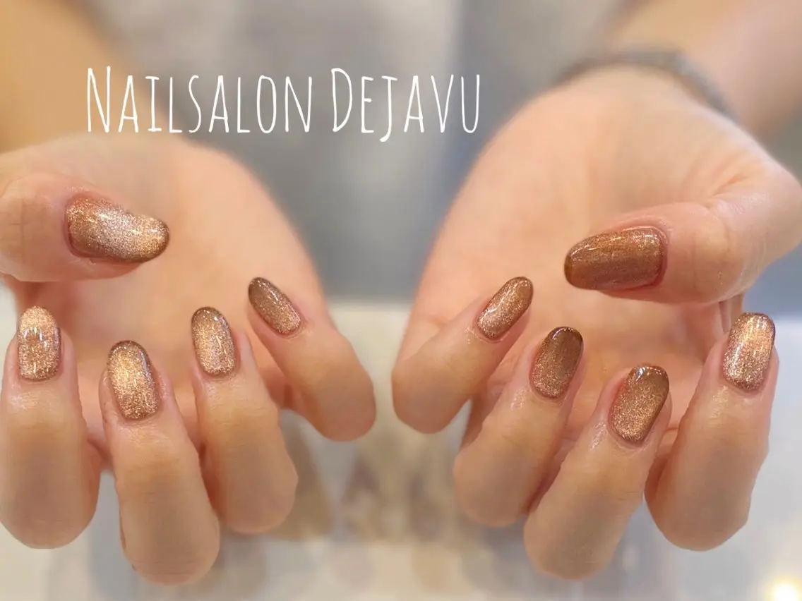 ネイル マグネットネイル Nailsalon Dejavuのネイルデザイン