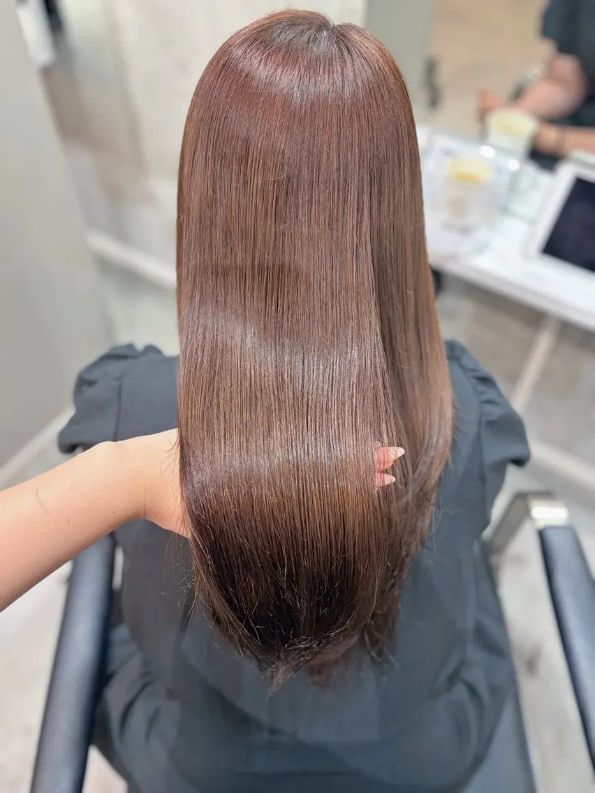 ロング カラー ベージュカラー 透明感カラー カット ヘアカラー トリートメント karen 髪質改善のヘアスタイル
