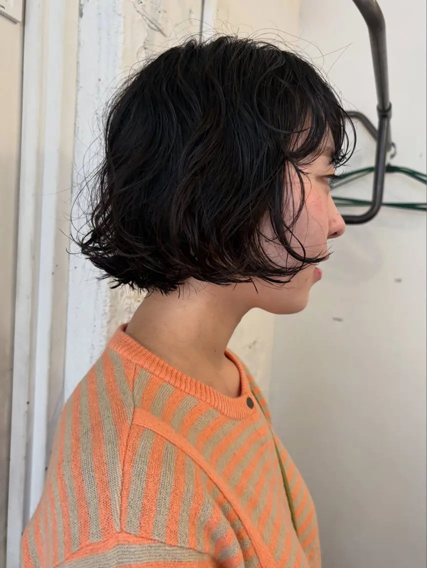 ショート パーマ ✴︎UNU ✴︎モエカのヘアスタイル