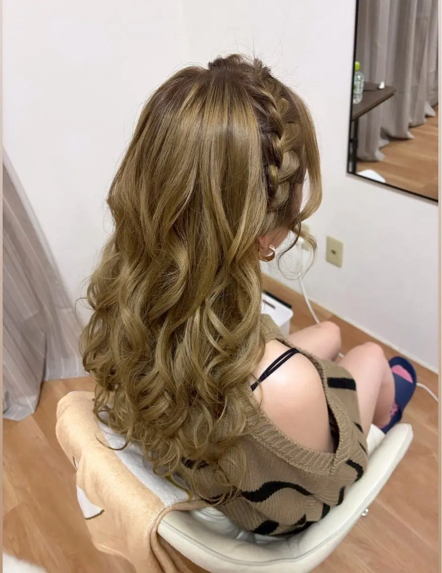 ロング ヘアセット ヘアセット/ネイル/ メラニンケア/えりかのネイルデザイン
