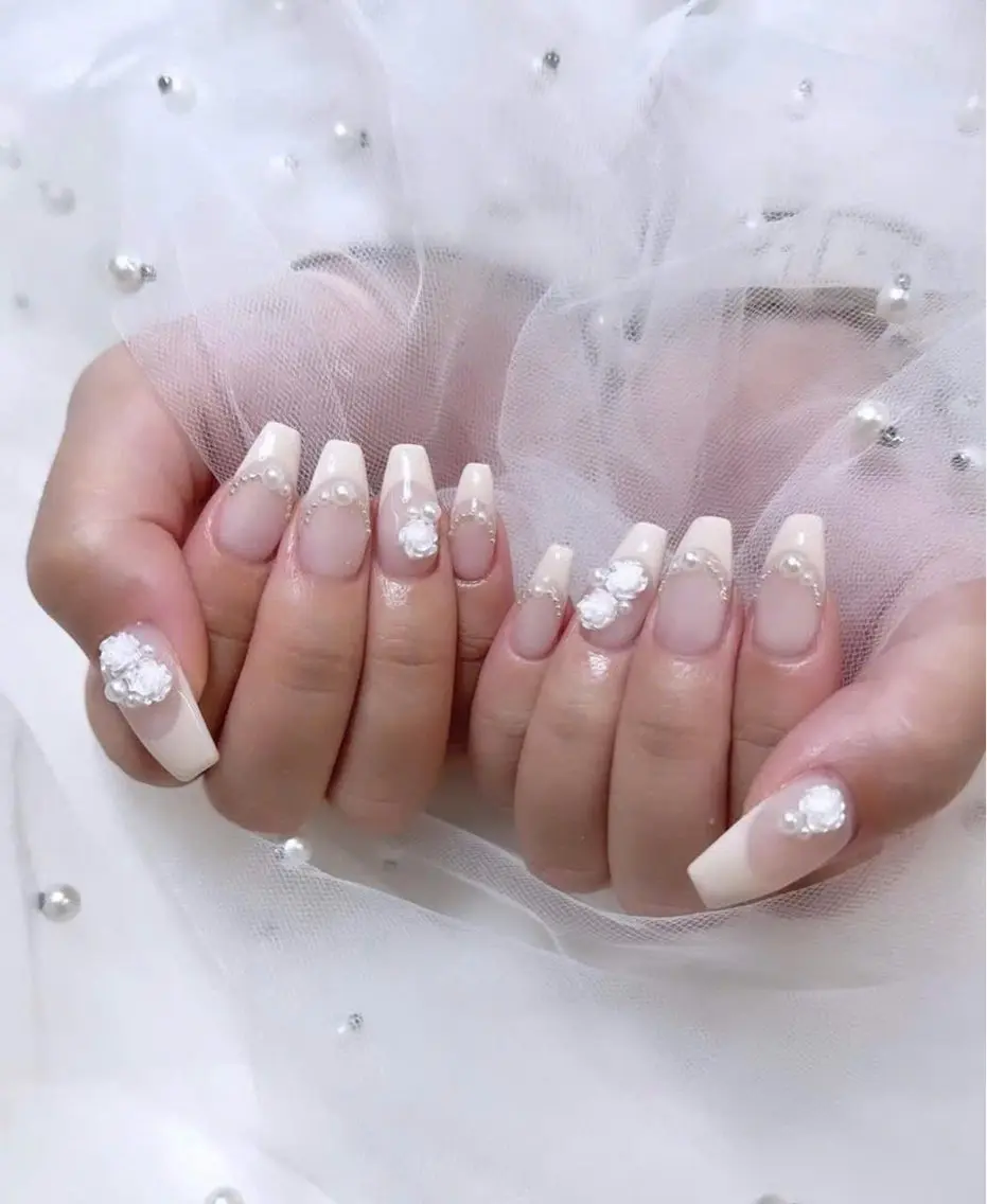 ネイル Lyna 池袋のネイルデザイン
