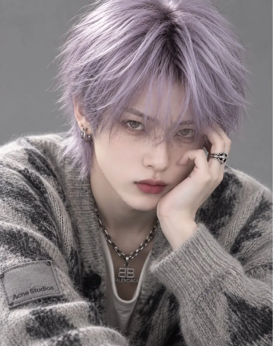 ショート カラー メンズ メンズブリーチ メンズハイトーン メンズ韓国風 ブリーチ 透明感カラー ヘアカラー メンズ韓国系カラー /YUTAのヘアスタイル