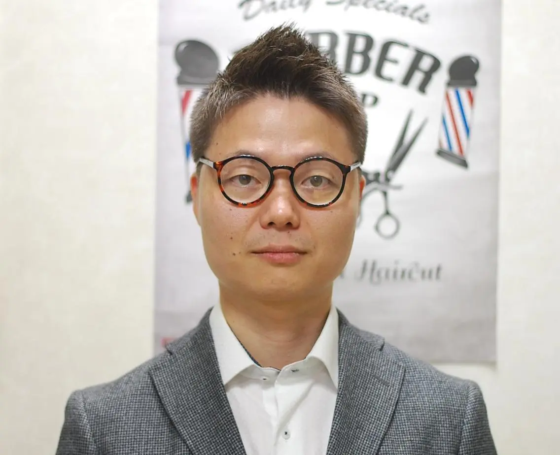 ショート メンズ 治部  友昭のヘアスタイル
