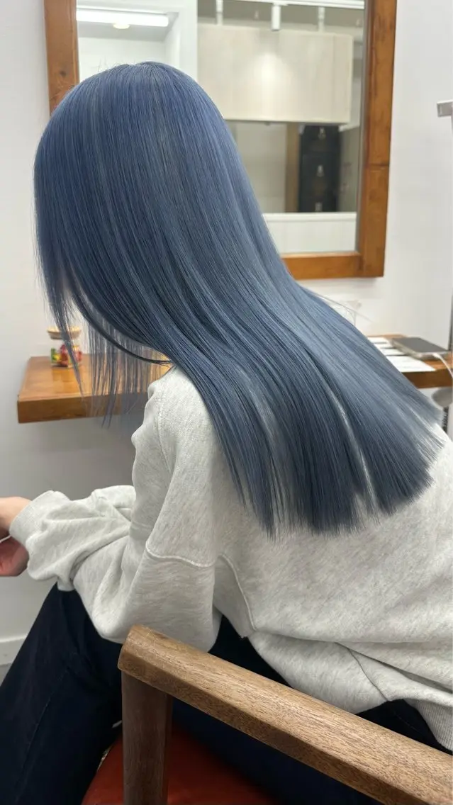 セミロング カラー ブリーチ 透明感カラー ハイトーンカラー ヘアカラー ブリーチ/ハイトーン 名古屋栄 リカのヘアスタイル