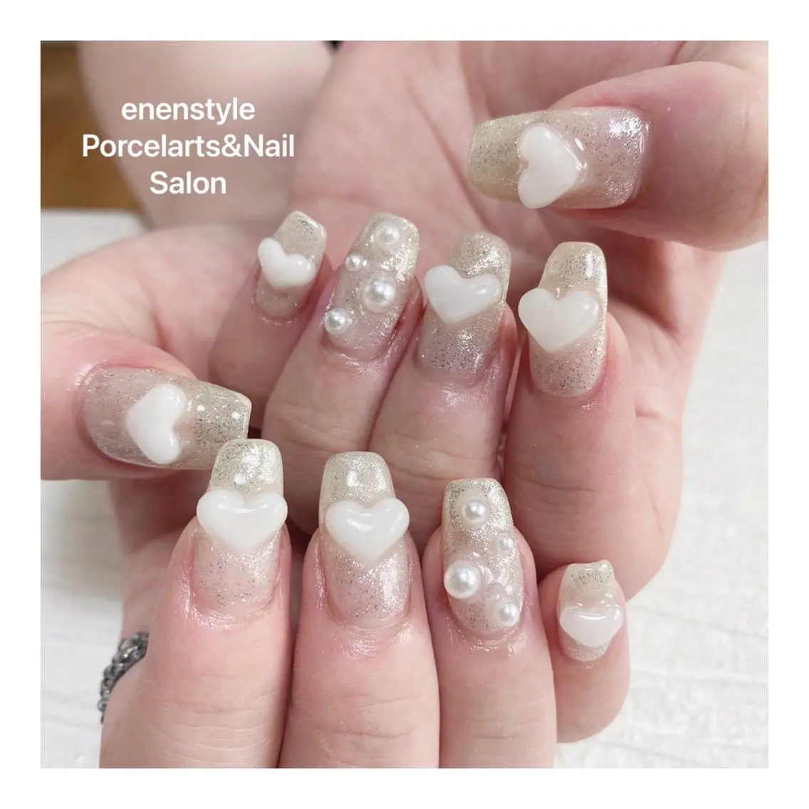 ミディアム ネイル ハンドネイル 🐾enen style 🐾のネイルデザイン