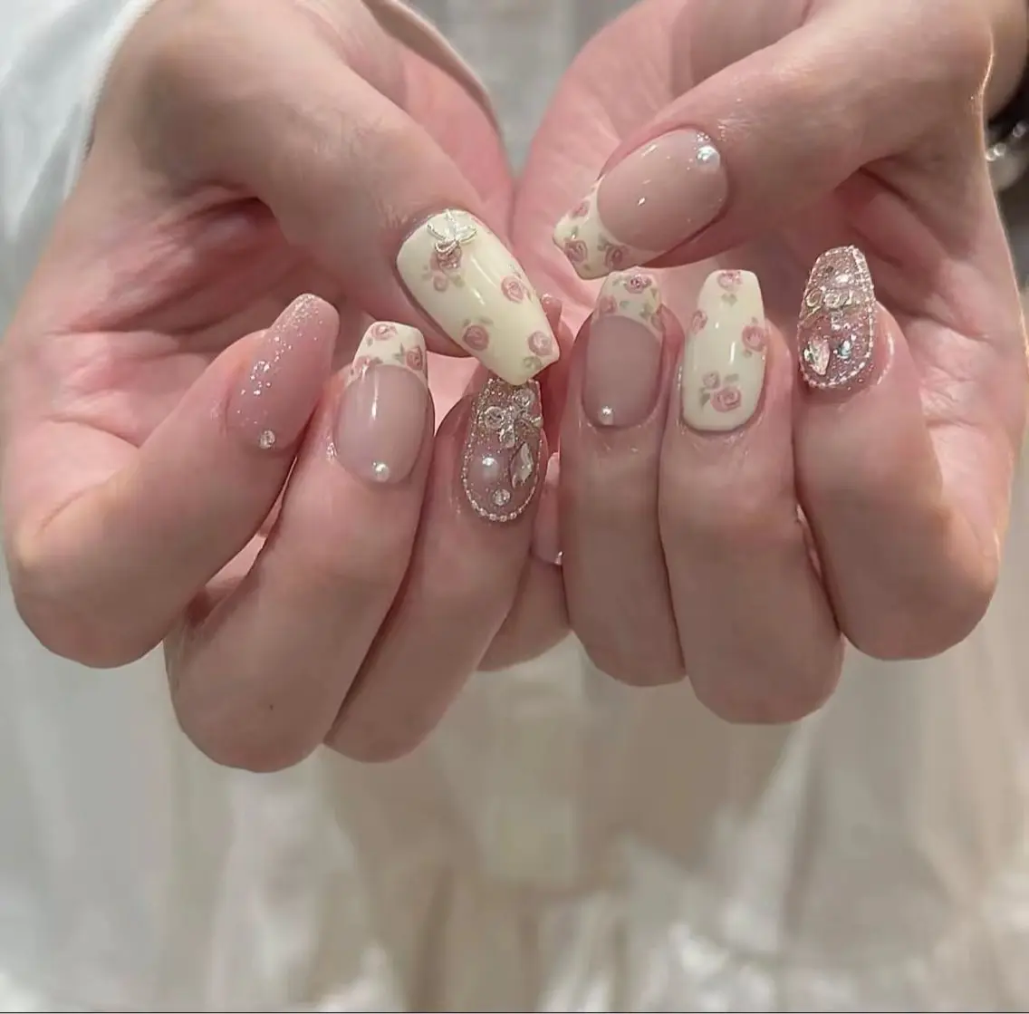 ネイル ジェルネイル パラジェル スカルプネイル ネイルチップ NiJi Nailsのネイルデザイン