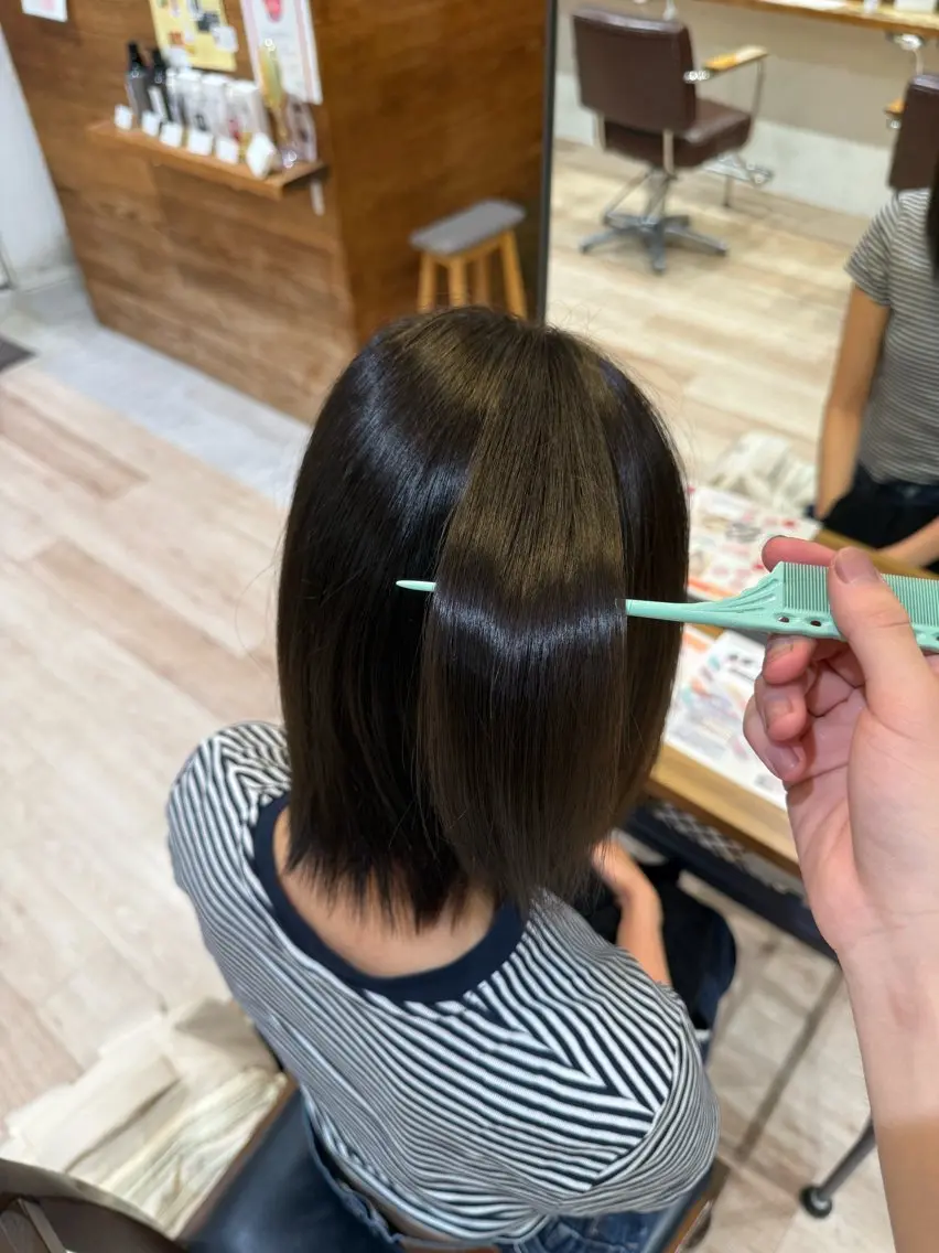 ミディアム カラー ヘアカラー シン🦊艶カラー/ ブリーチ/カラー特化のヘアスタイル