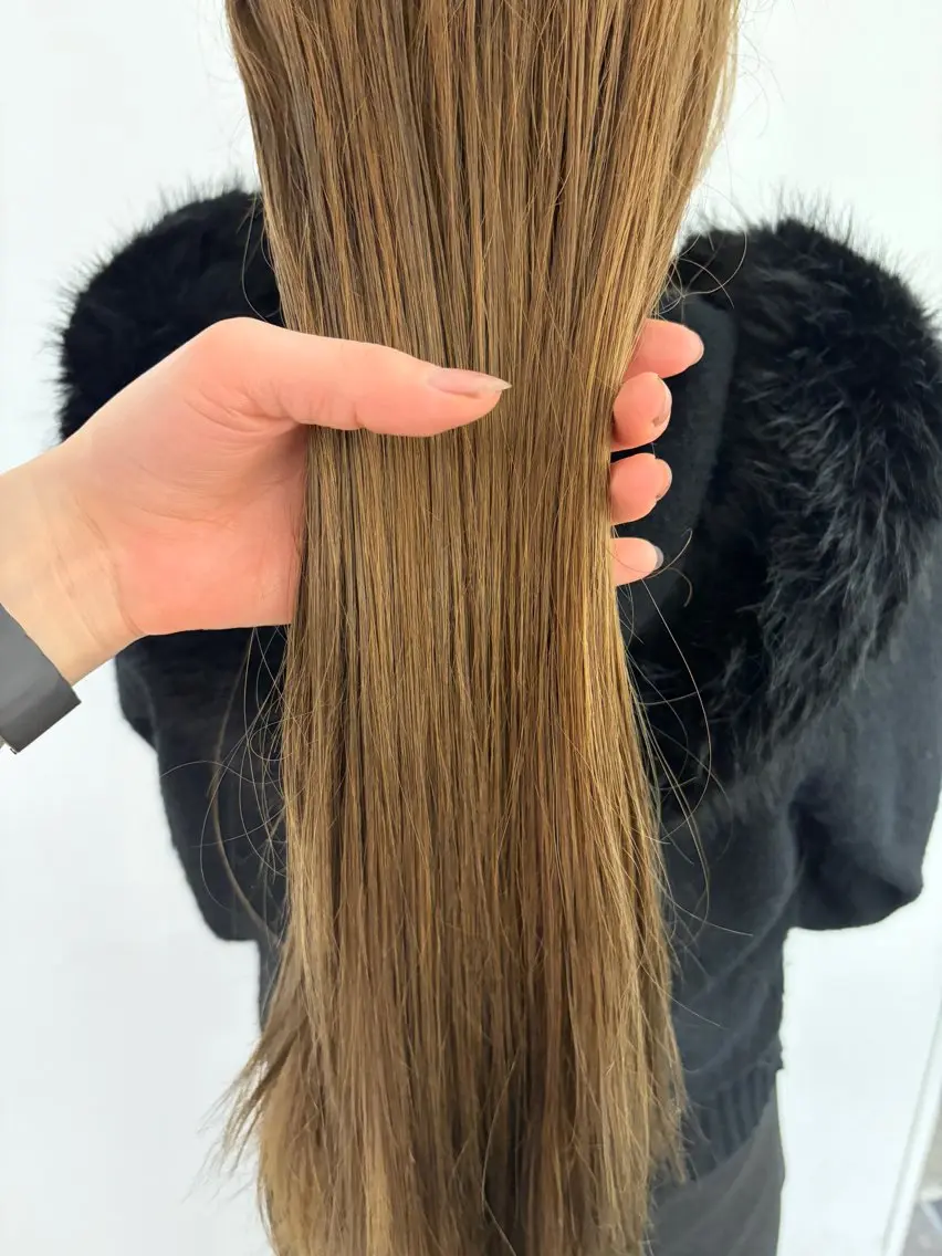 ロング カラー ベージュカラー ミルクティーベージュ オレンジ ヘアカラー UNBIRTHDAY amiのヘアスタイル