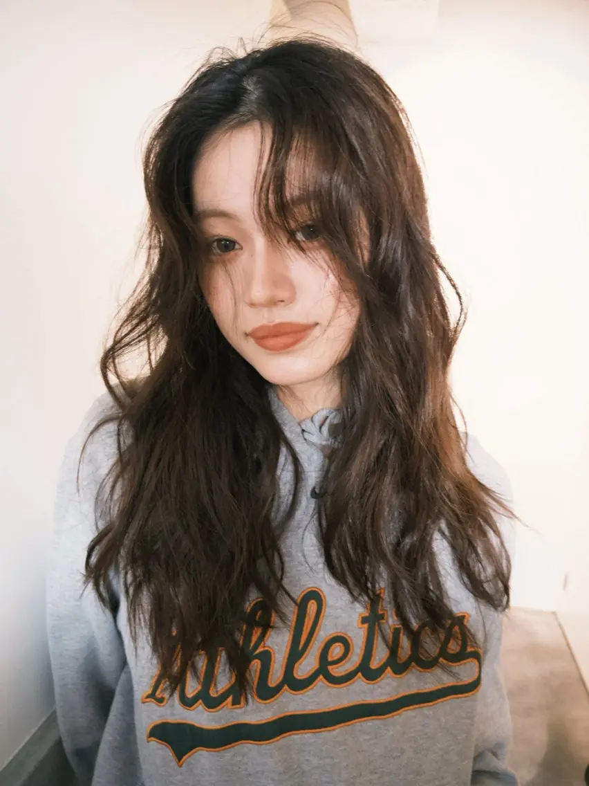 セミロング カラー 三谷はるな /名古屋/本山のヘアスタイル
