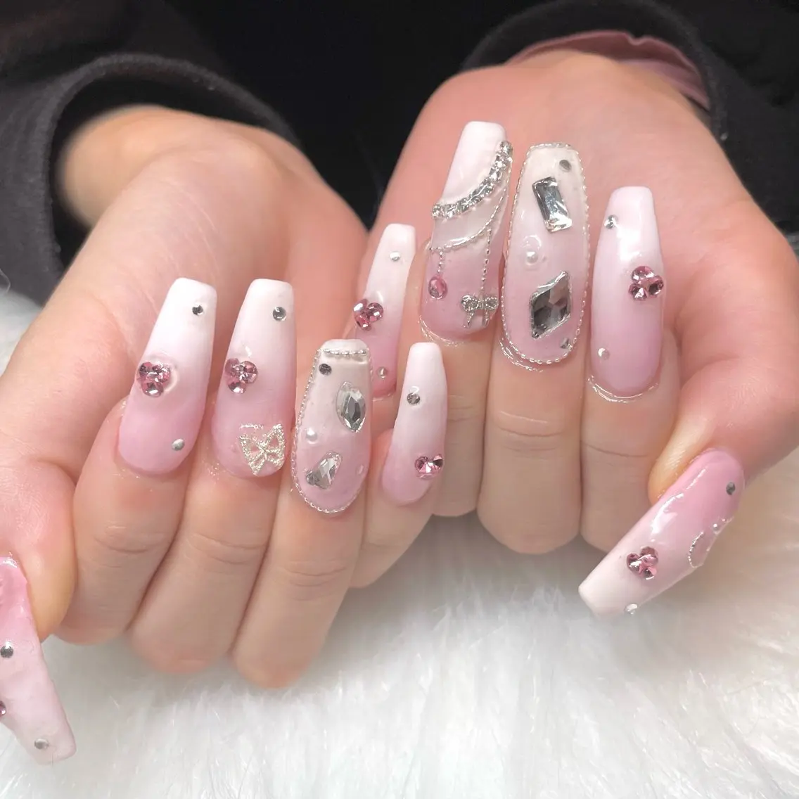 ネイル ハンドネイル Nail ヌシん家 AKANEのネイルデザイン