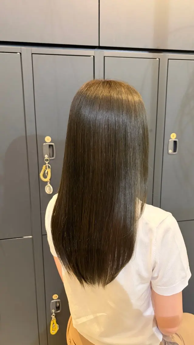 ロング カラー 透明感カラー グレージュ オリーブカラー オリーブグレージュ オリーブグレー ヘアカラー The C 海老名 まこ🎀のヘアスタイル