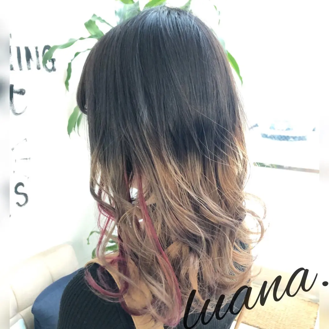 カラー グラデーションカラー レッドカラー エクステ・髪質改善・ ブリーチ・吉田大介のヘアスタイル