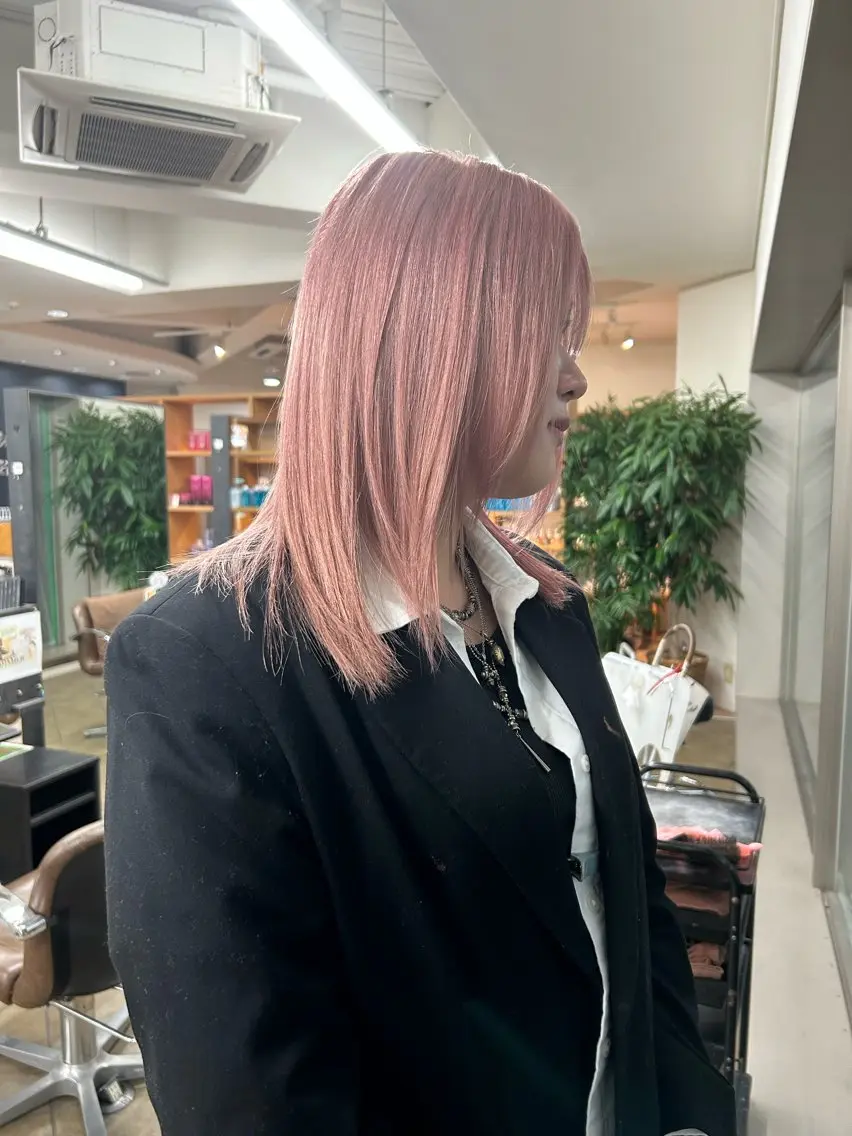 ミディアム カラー ピンクカラー ヘアカラー ボブ/レイヤー ケンショウのヘアスタイル