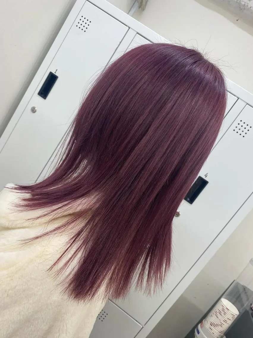格安💜ツヤツヤ間違いなし💜ケアブリーチ+オンカラー+ドライヤー時短トリートメント💜の写真