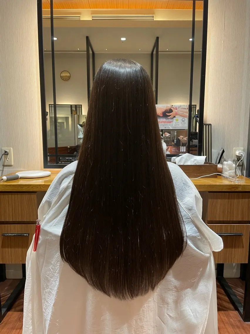 ロング トリートメント 髙田 千華 髪質改善ストレートのヘアスタイル