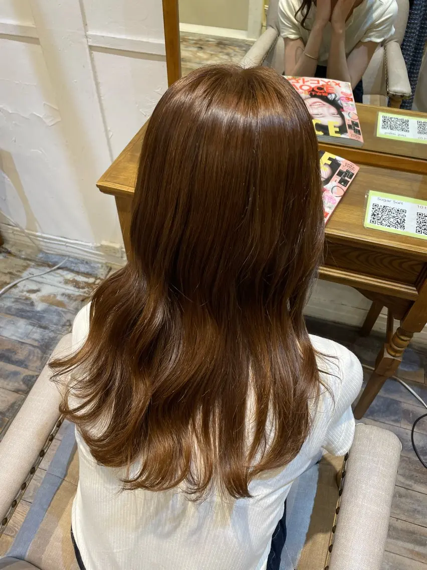 カラー shiomi H辻田 杏梨のヘアスタイル