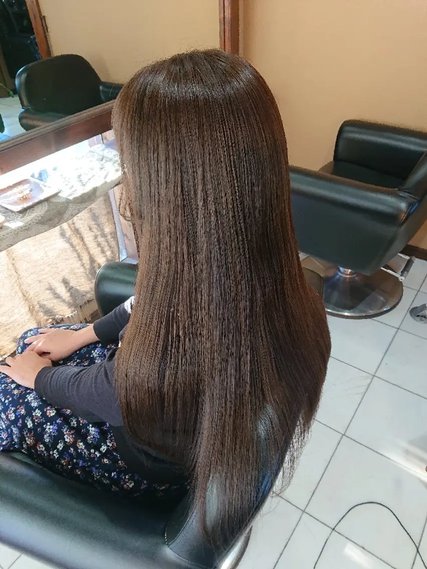 ロング 青山 早智子のヘアスタイル