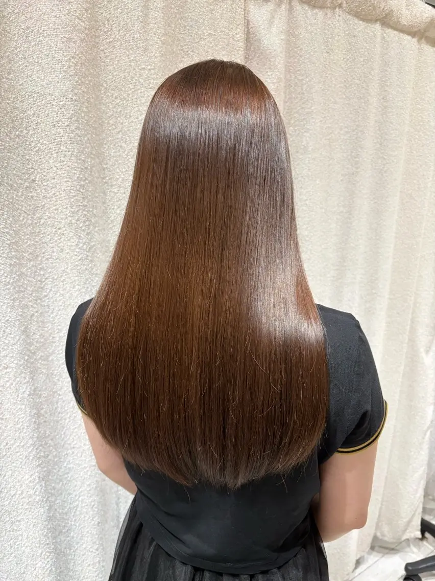 カラー newi京橋 chiyumiのヘアスタイル