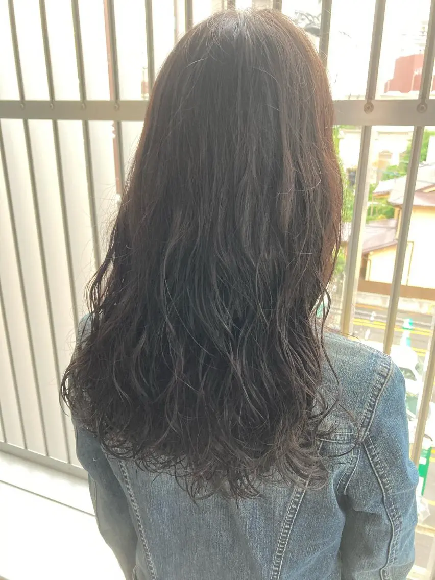 似合わせカット＋コテ巻き風デジタルパーマ＋4ステップトリートメントの写真