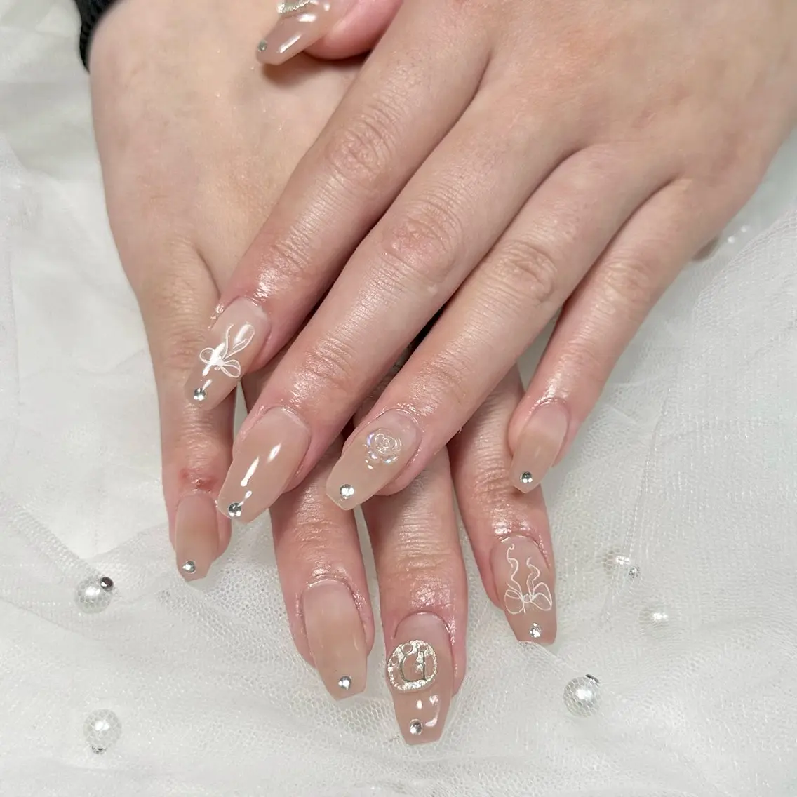 ネイル シンプルネイル LAUR Natsukiのネイルデザイン