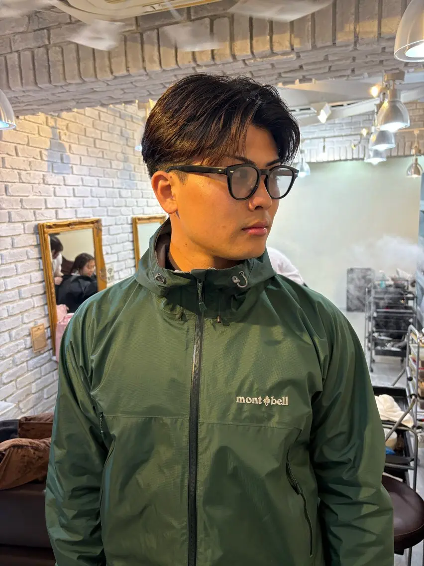 ショート メンズ メンズブリーチ フェザーパーマ メンズハイライト メンズインナーカラー メンズパーマ カット 💈メンズ短髪特化 ✂︎伊藤大輝💈のヘアスタイル