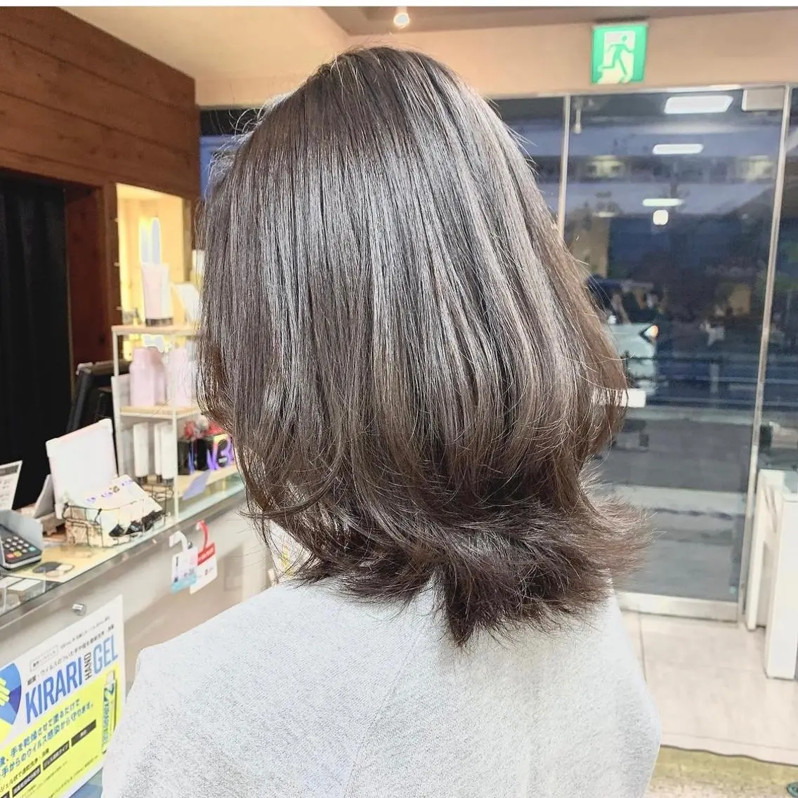 ミディアム レイヤー/艶髪カラー 森本くるみのヘアスタイル