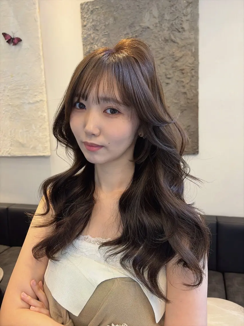 ロング カット ヘアカラー トリートメント 海野翔吾🇨🇳 ワンホンレイヤーのヘアスタイル