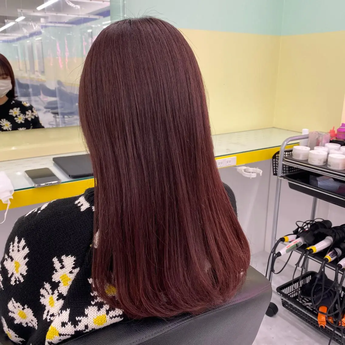 セミロング カラー ヘアアレンジ ヘアカラー トリートメント mai🍑暖色カラー /レイヤー💖のヘアスタイル