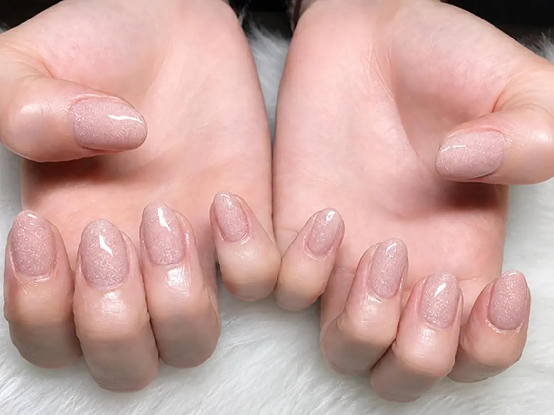 ネイル ゴールド ワンカラーネイル ピンク Airi. kのネイルデザイン